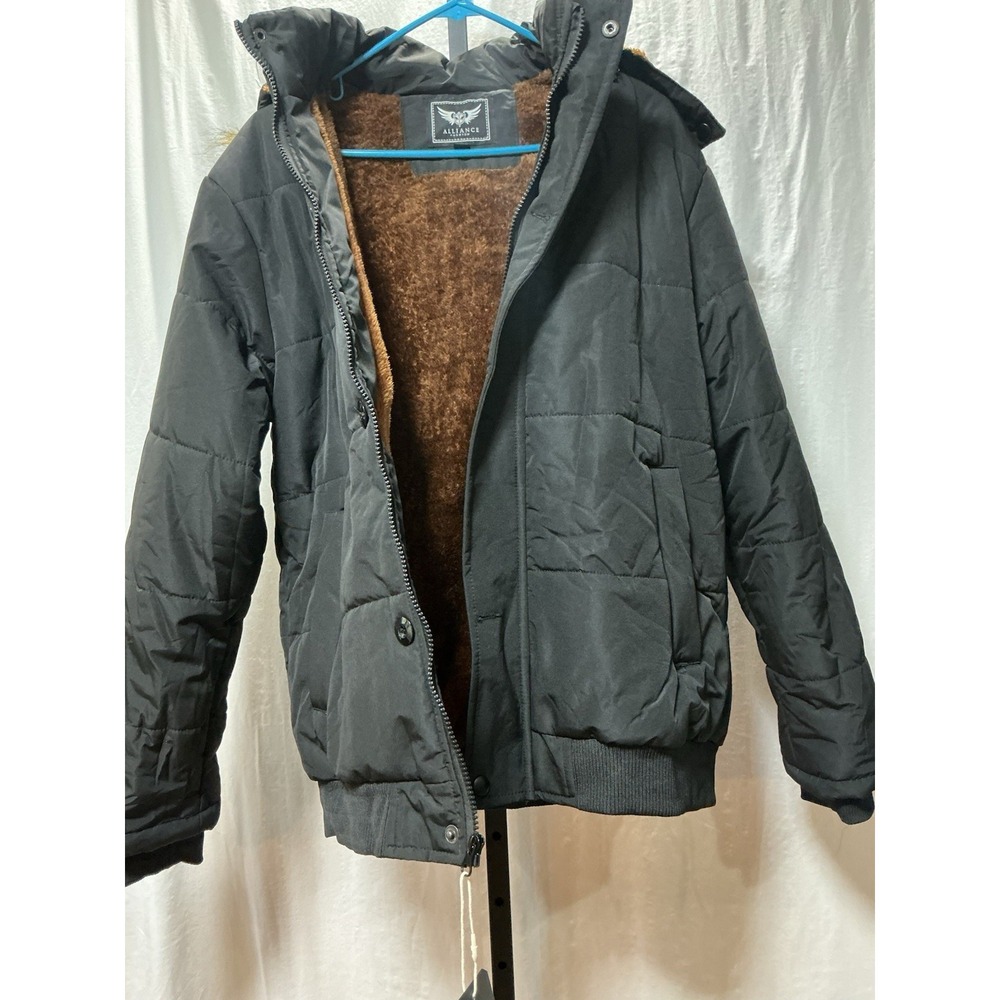 Alliance Fashion Men's Puffer Jacket L Black Faux Fur Hood Sherpa Lined NWT